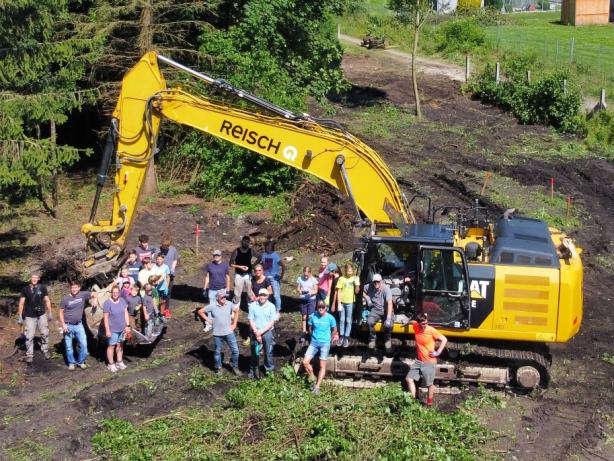 Erste Arbeiten am Bike Park - Vorbereitung der Fläche